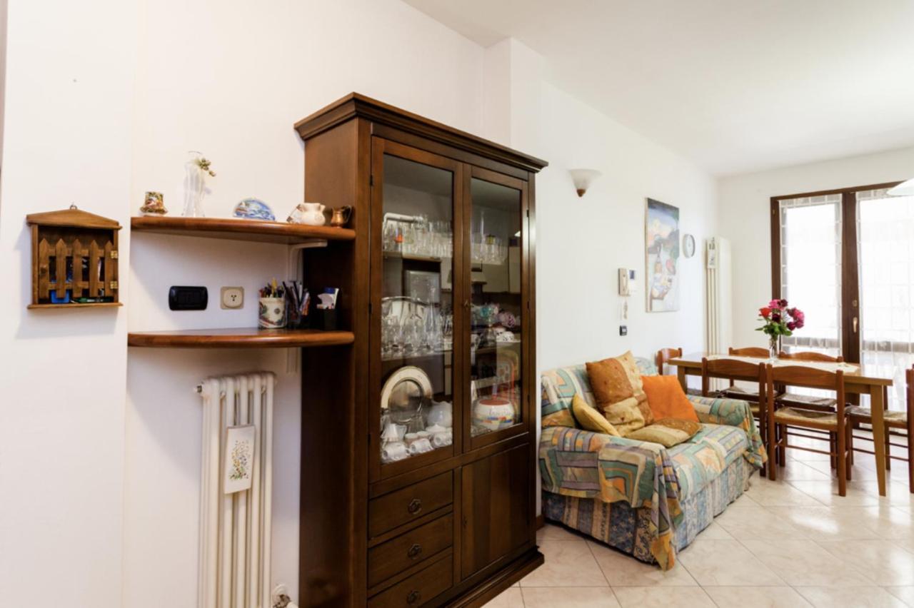 Relax In Collina Apartment Misano Adriatico Exterior photo