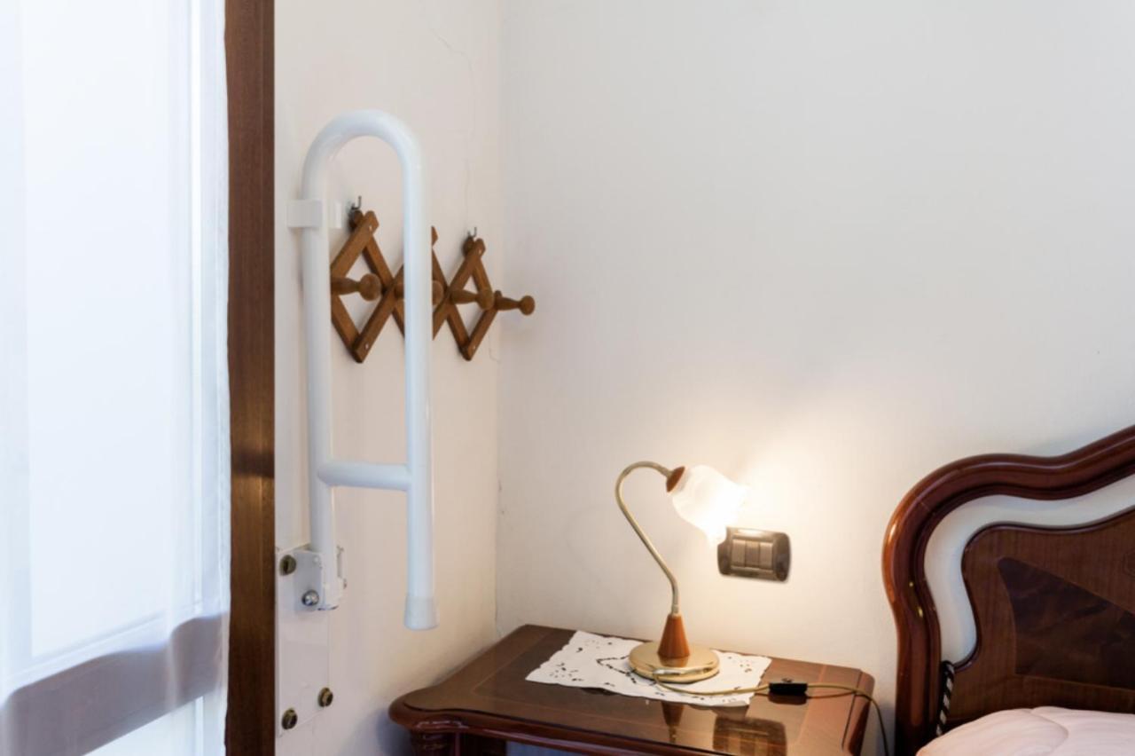 Relax In Collina Apartment Misano Adriatico Exterior photo