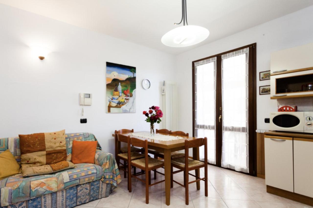 Relax In Collina Apartment Misano Adriatico Exterior photo
